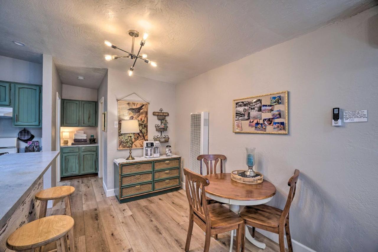 Central Williams Studio With Fireplace On Route 66! Exterior foto