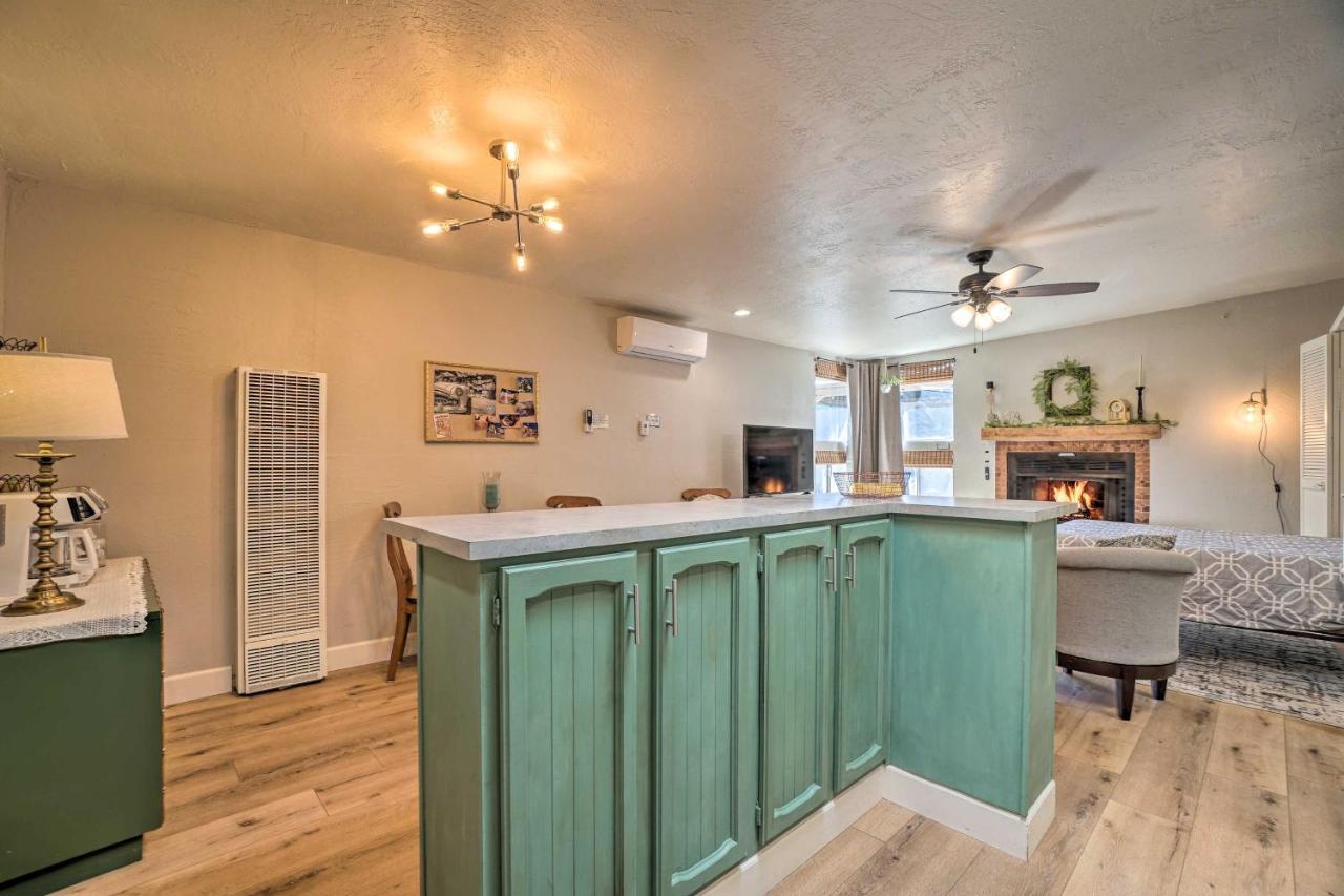 Central Williams Studio With Fireplace On Route 66! Exterior foto