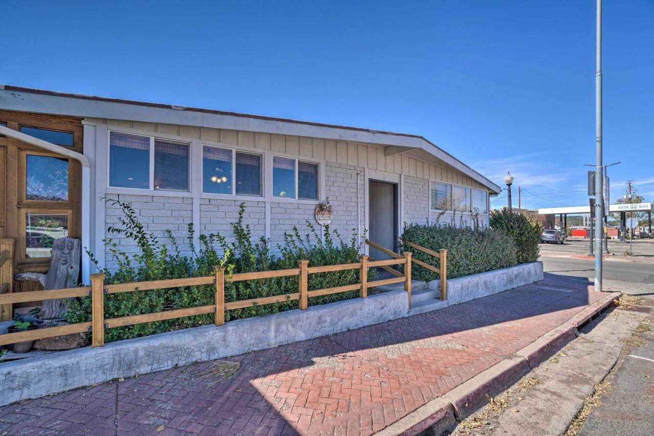 Central Williams Studio With Fireplace On Route 66! Exterior foto